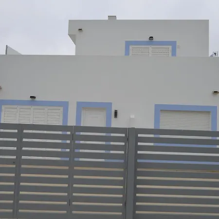 Moradia V2 Nova E Proximo Da Ferienhaus