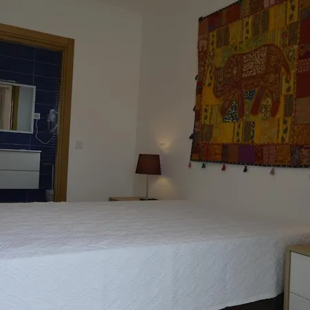 Holiday home Moradia V2 Nova E Proximo Da